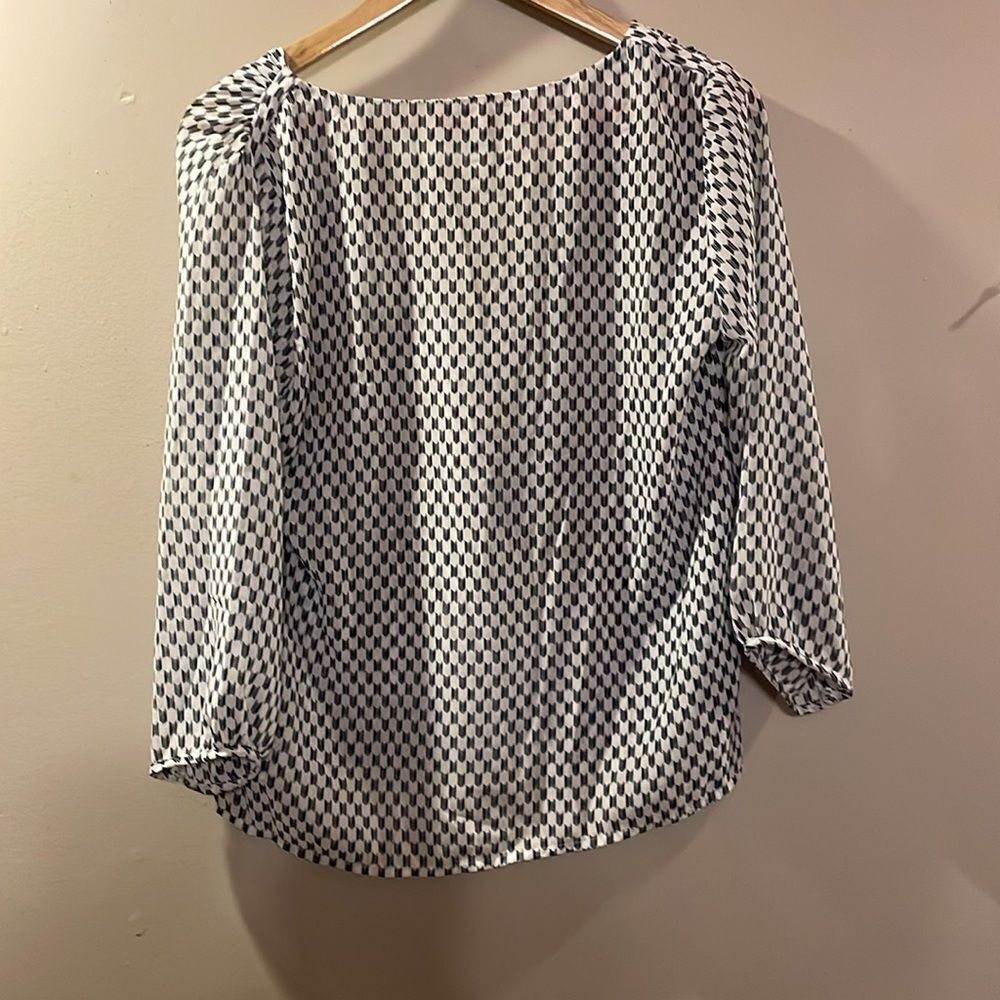 H&M Top - Picture 5 of 9